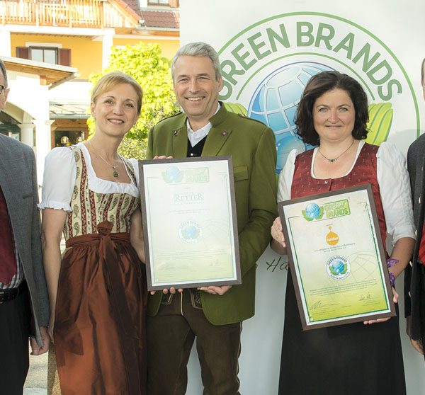 Green Brand Verleihung, Bgm. Weiglhofer, Ulli und Hermann Retter, Julia Fandler, Norbert Lux